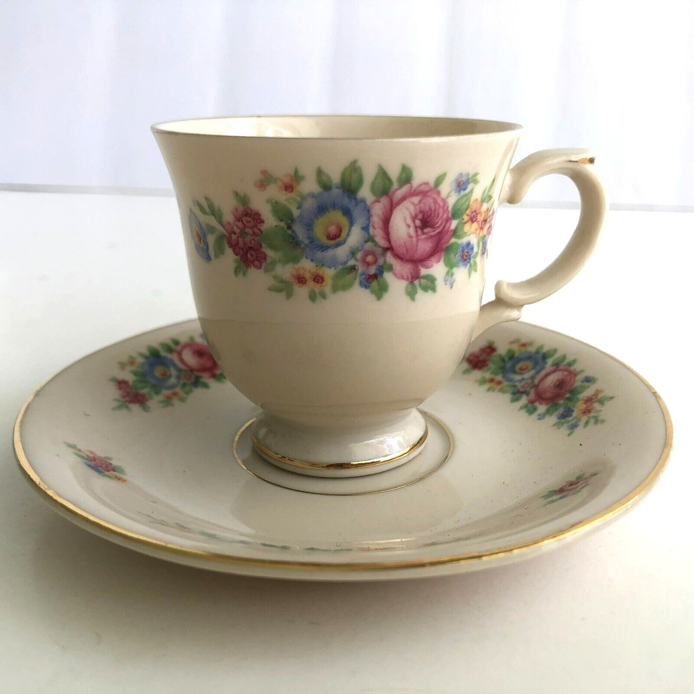 Vintage Arabia Finland Suomi Demitasse Cup Saucer Gold Gilt Floral Rose Peony